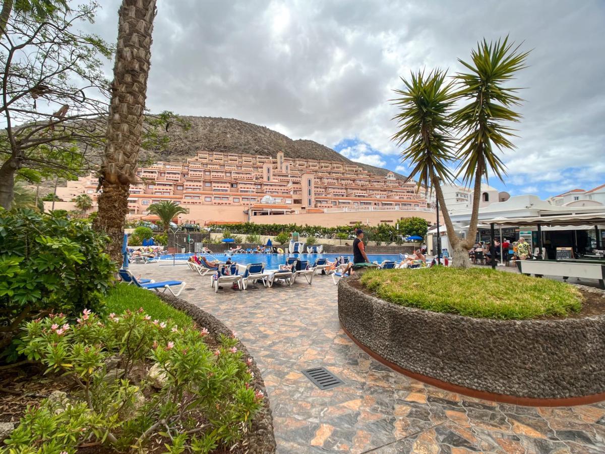 Korallia Guesthouse Castle Harbour Los Cristianos  Dış mekan fotoğraf